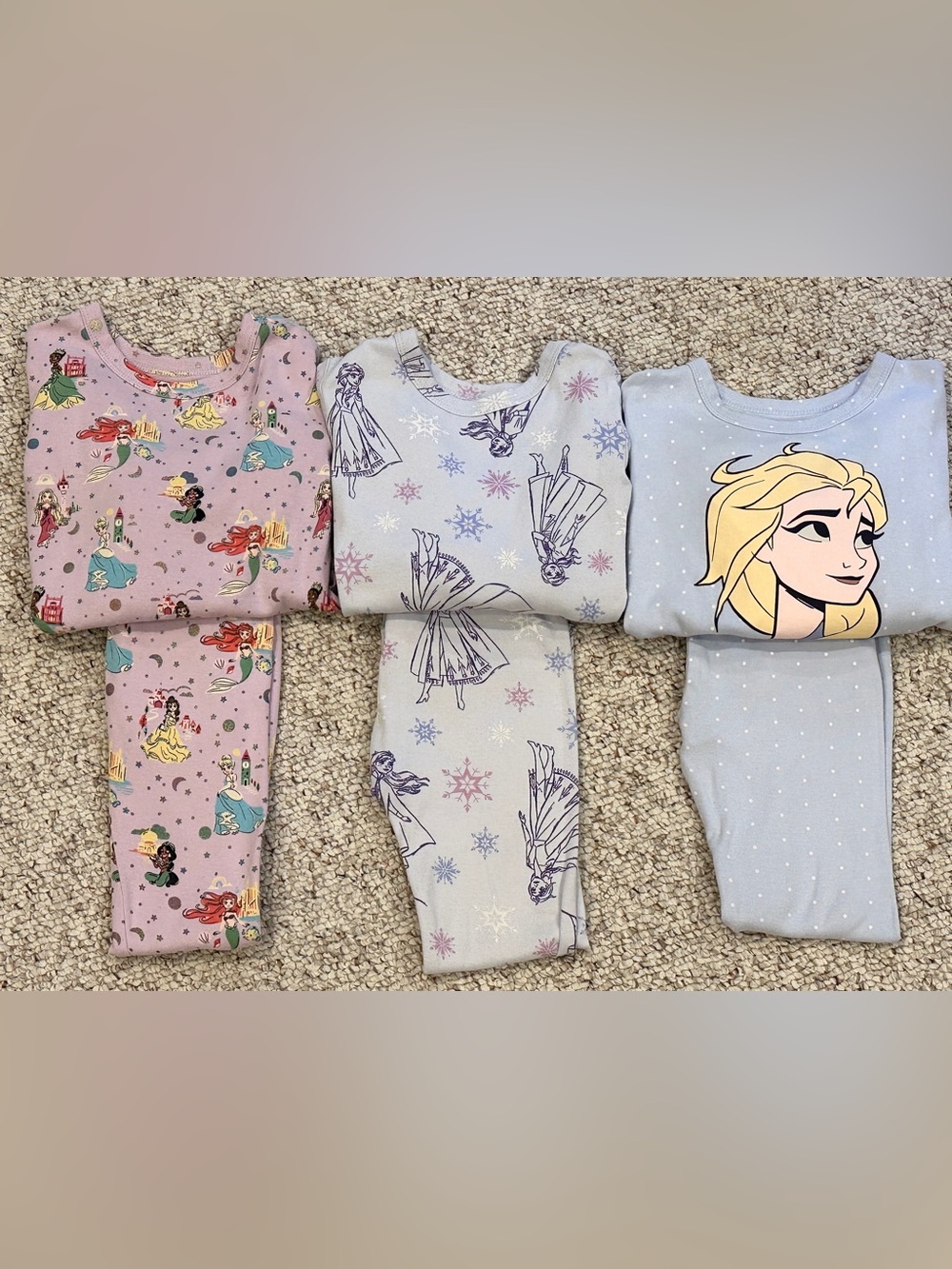 Bundle of 3 pairs of Gap Disney princess pajamas for girls. Size 6